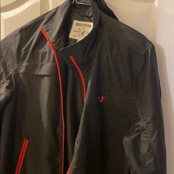 True Religion - Picture 2 of 4